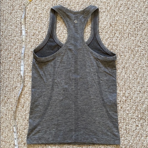 Lululemon Swiftly Tech Racerback Cropped - Picture 2 of 3